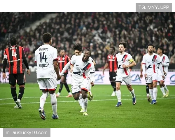 巴黎圣日耳曼因欧冠优先政策申请赛程调整，法甲联盟依据章程第22条强行通过延期决议