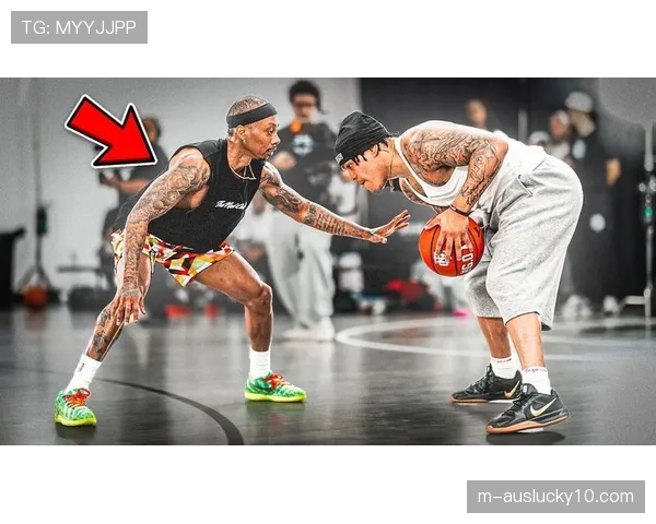 芝加哥街头篮球锦标赛落幕，决赛中惊现NBA级别定位球配合引发现场观众沸腾